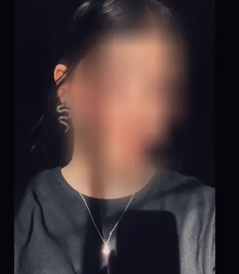 Aleksandra, 21