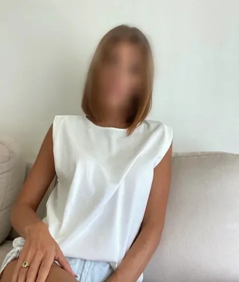 Bethan, 37