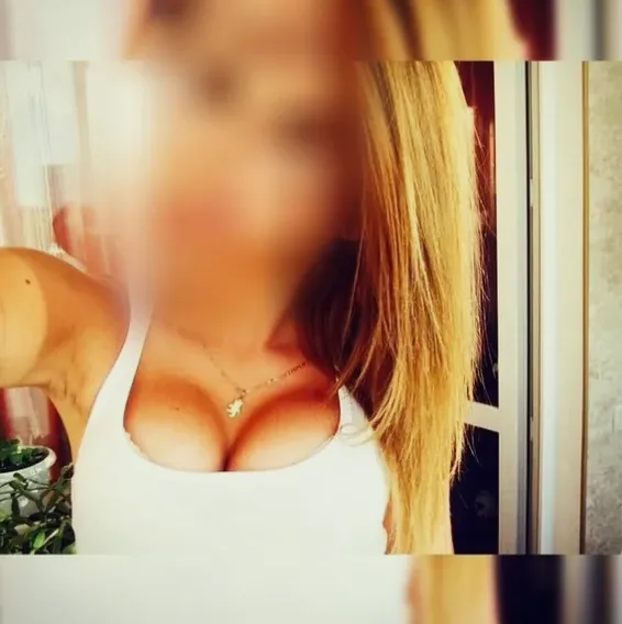 Laura, 28