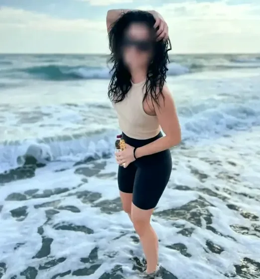 Michelle, 31