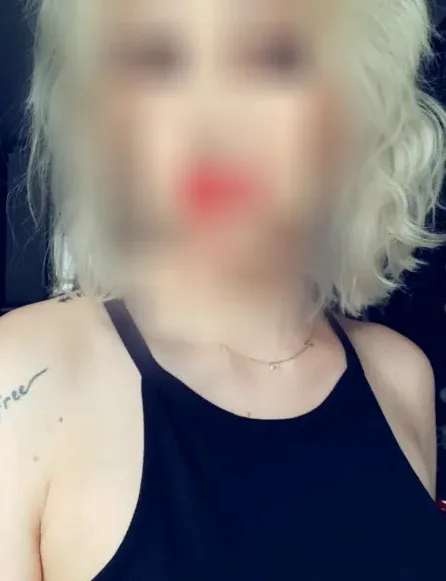 Molly, 37