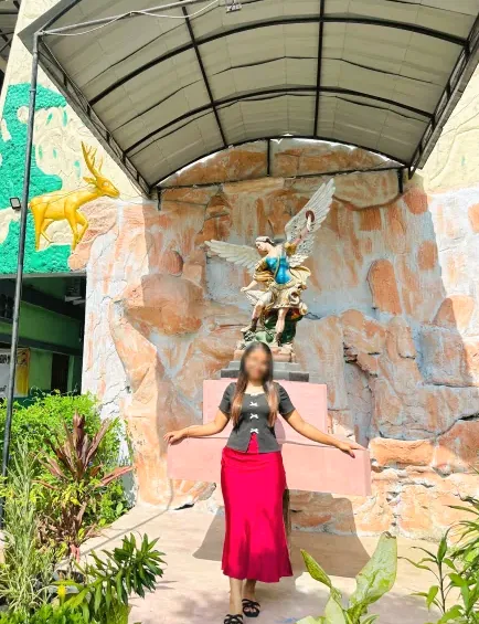 Nadia, 29