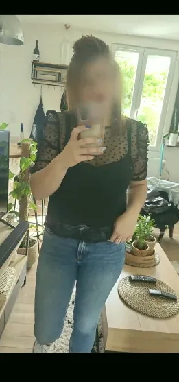 Sinead, 34