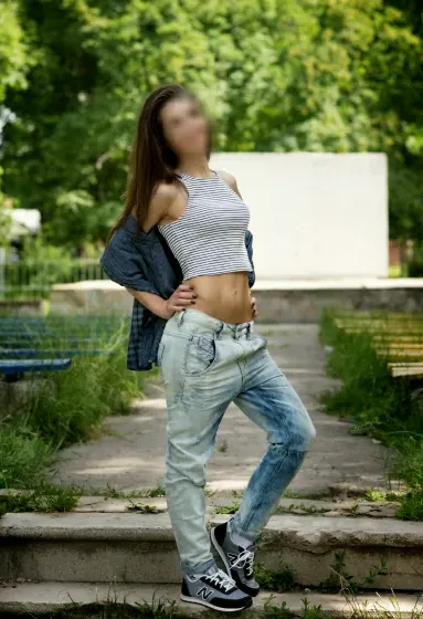 Skye, 39