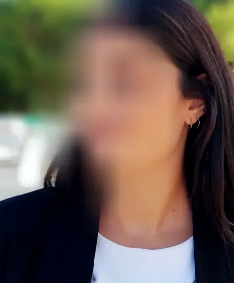 Zara, 33